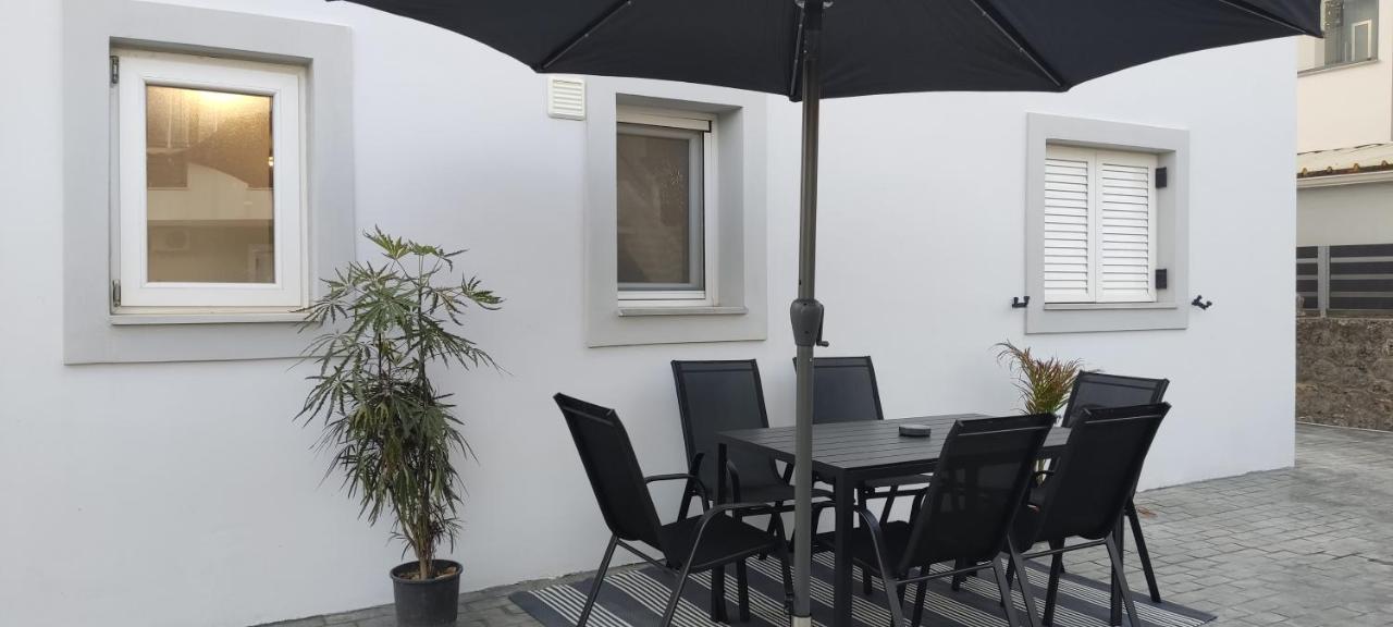 White Rose Apartment