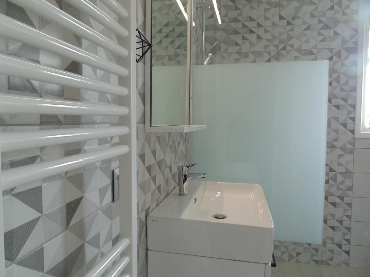 Apartment White Rose *