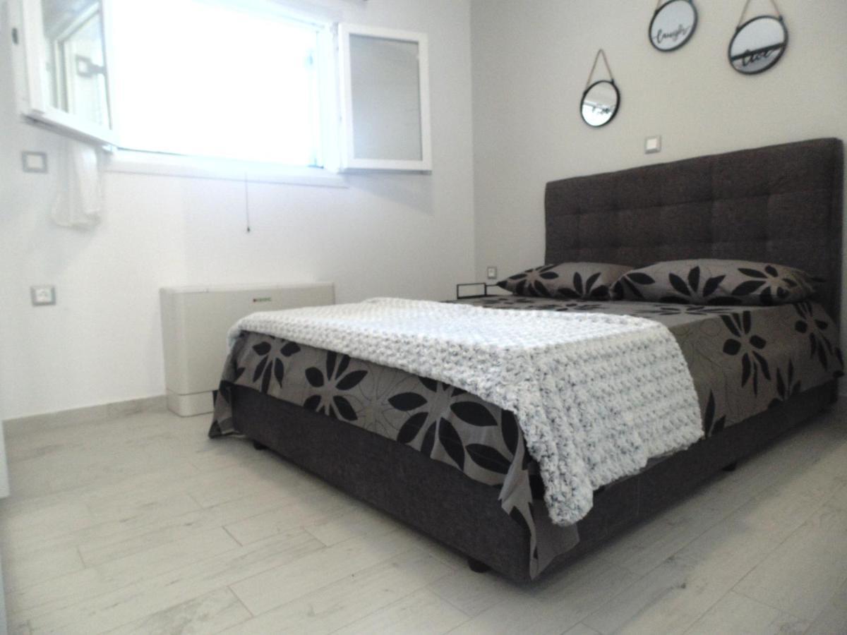 Apartment White Rose