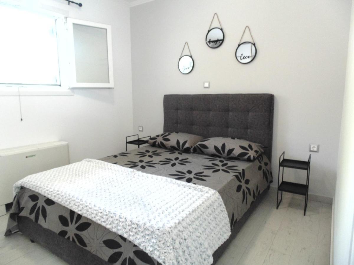 Apartment White Rose